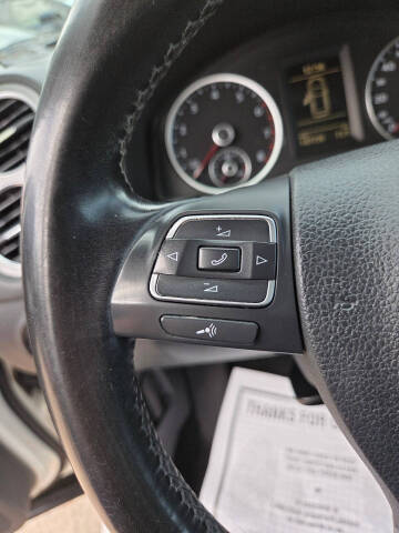 2011 Volkswagen Tiguan SEL 4Motion