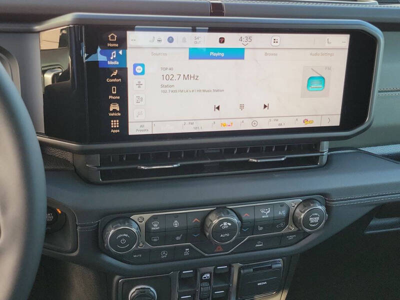 2026 Jeep Gladiator Mojave