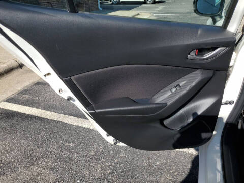 2015 Mazda MAZDA3 i Touring