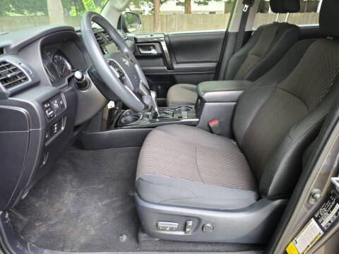 2020 Toyota 4Runner SR5