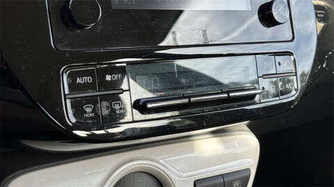 2016 Toyota Prius Two