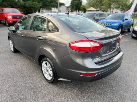 2017 Ford Fiesta SE