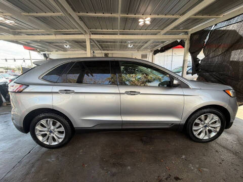 2021 Ford Edge Titanium