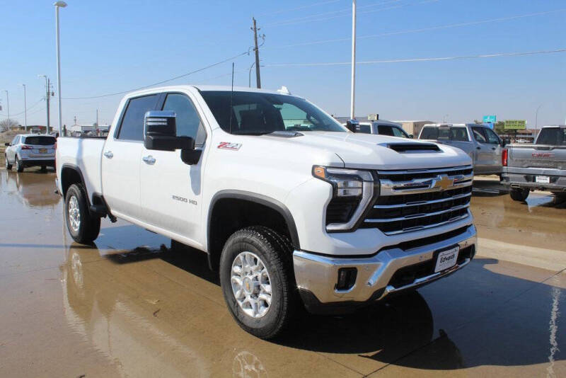 2025 Chevrolet Silverado 2500HD LTZ's photo