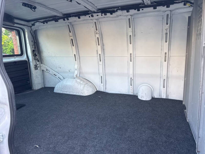 2018 GMC Savana 2500