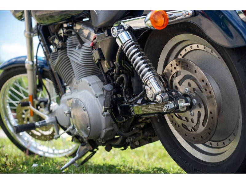 2004 Harley-Davidson XL883C