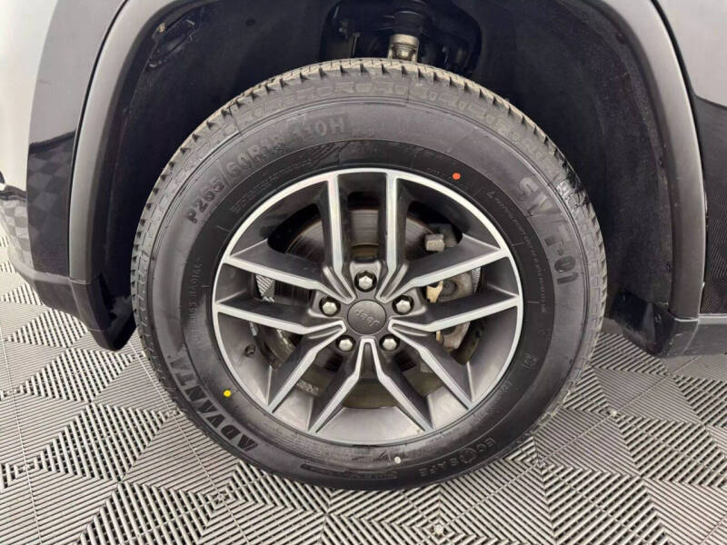 2020 Jeep Grand Cherokee