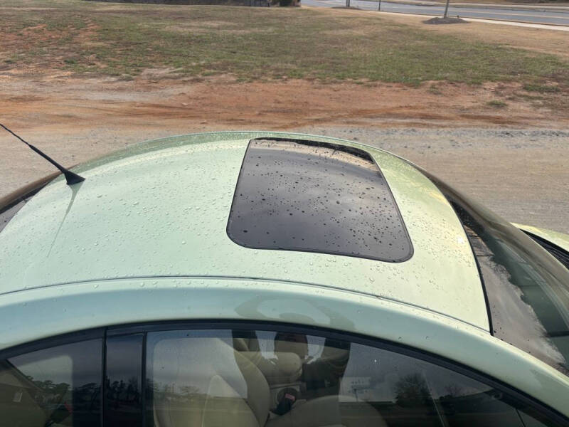 2006 Volkswagen New Beetle 2.5