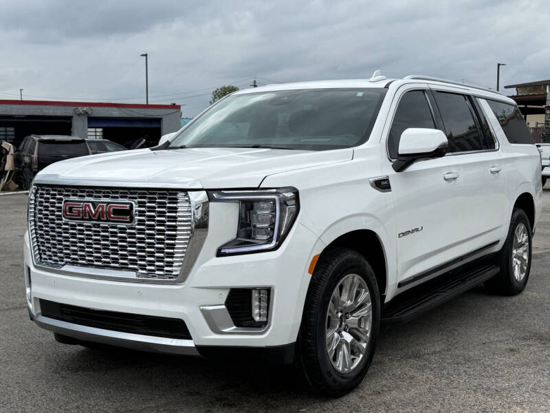 2023 GMC Yukon XL Denali