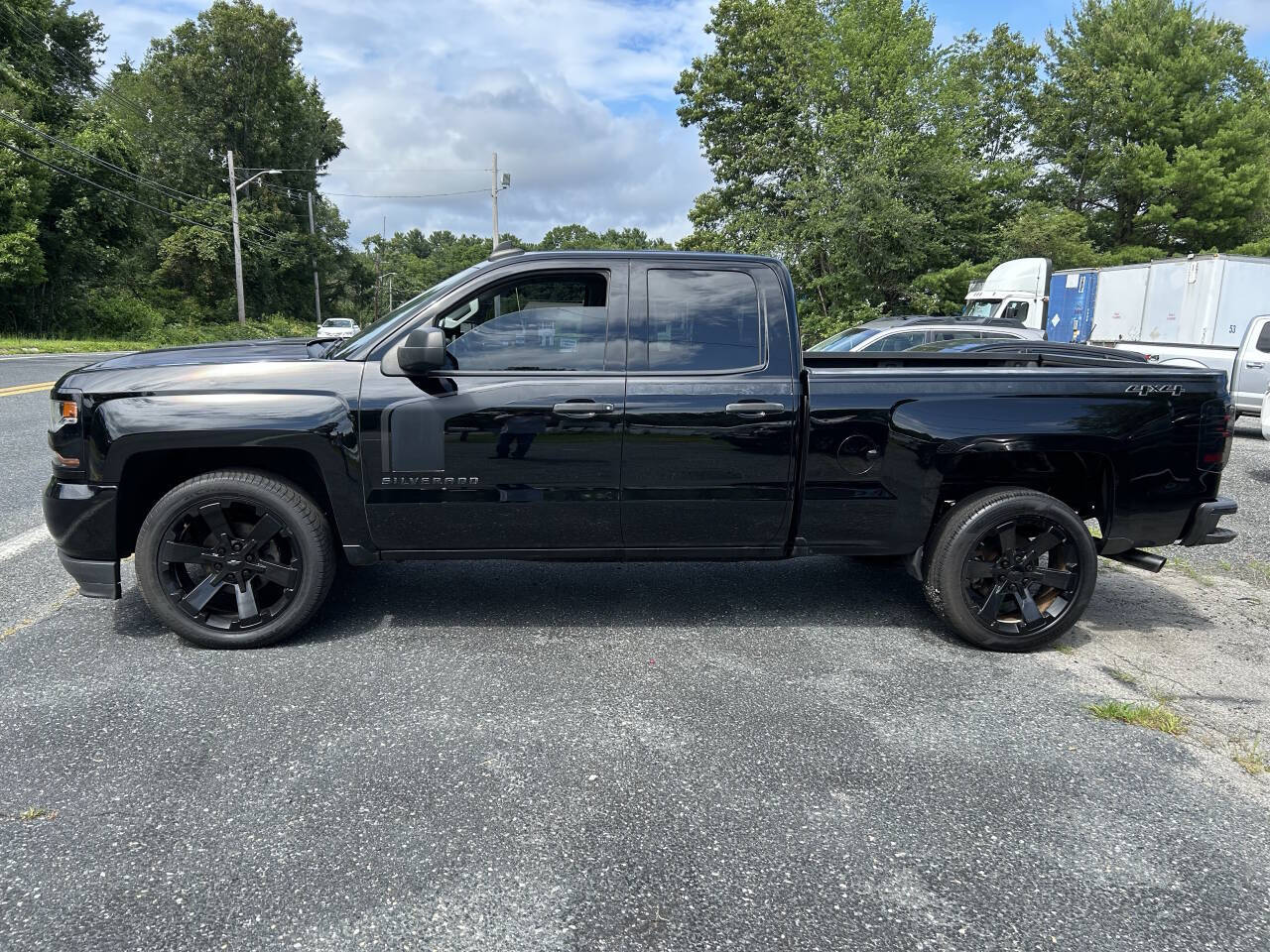2018 Chevrolet Silverado 1500 Custom