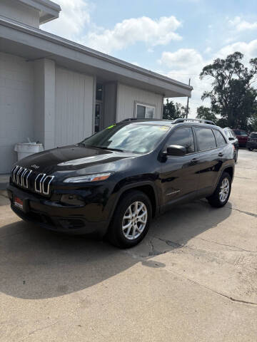 2016 Jeep Cherokee Sport