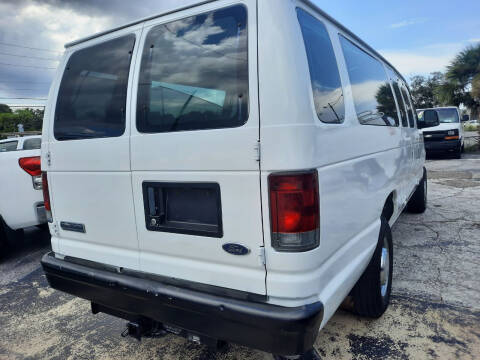 2006 Ford E-Series E-350 SD