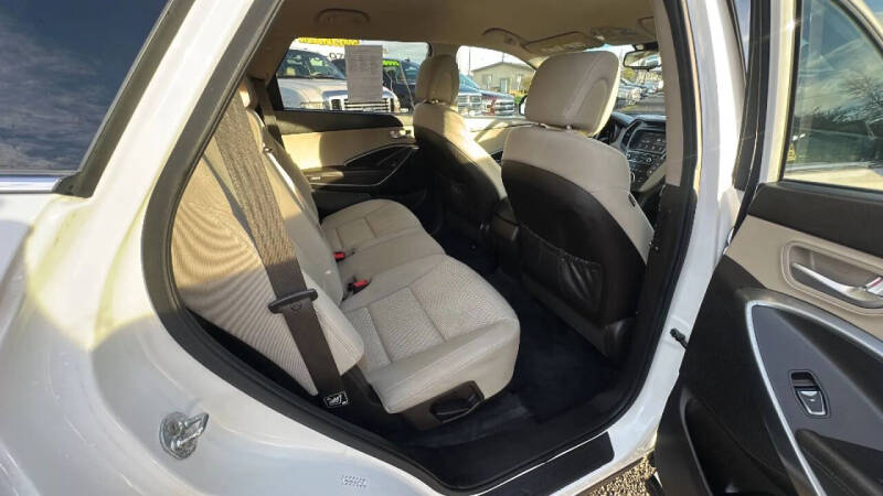 2019 Hyundai Santa Fe XL SE