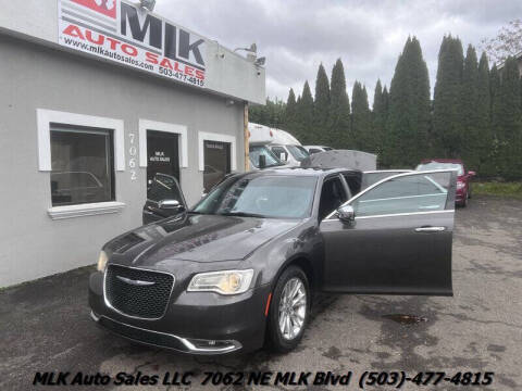 2016 Chrysler 300 C