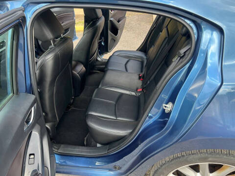 2017 Mazda MAZDA3 Touring