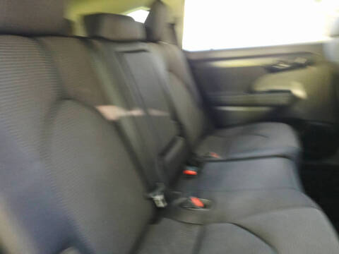 2020 Toyota Highlander LE