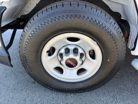 2023 GMC Savana 2500