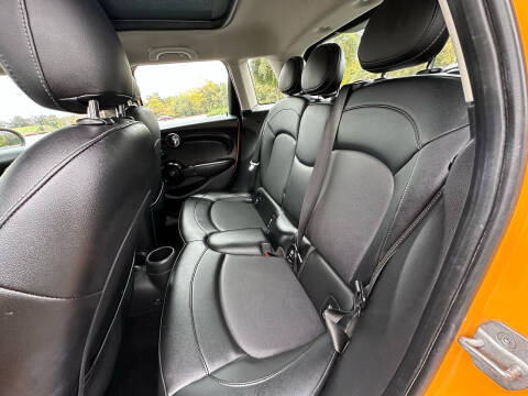 2015 MINI Hardtop 4 Door Cooper