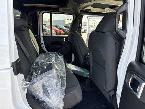 2026 Jeep Gladiator Sport S