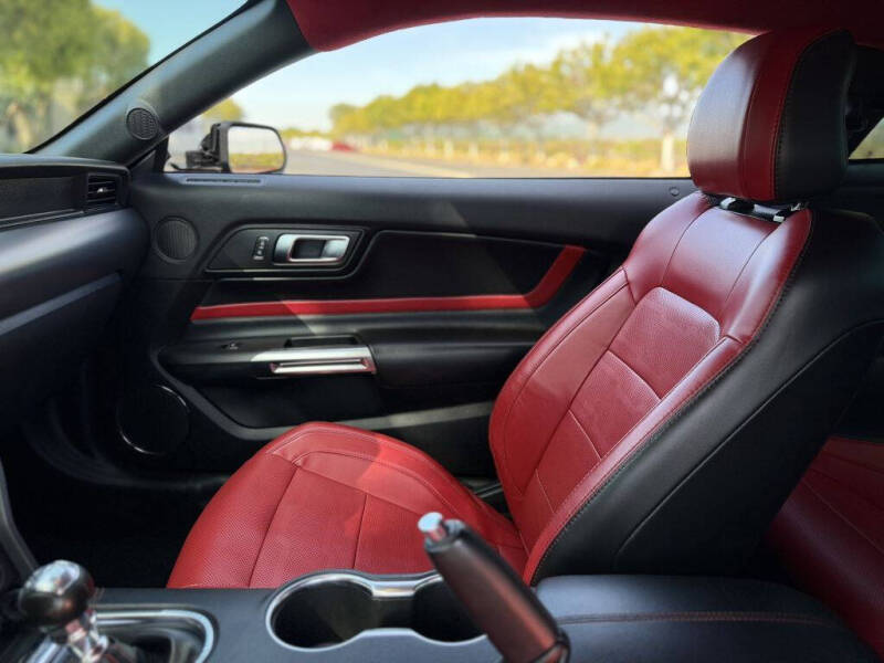 2021 Ford Mustang GT