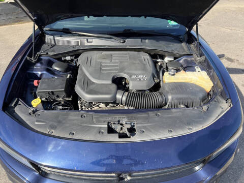 2017 Dodge Charger SXT