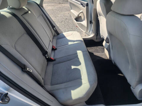 2017 Volkswagen Passat 1.8T S