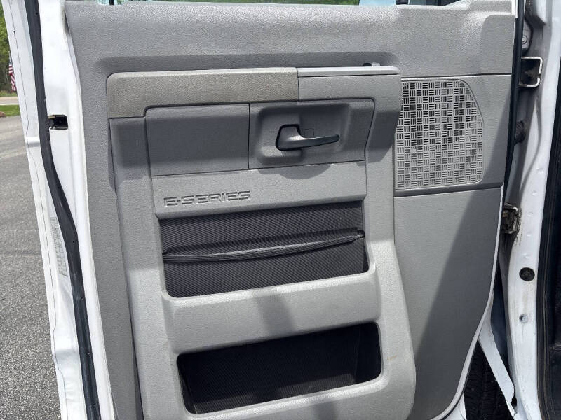 2011 Ford E-Series