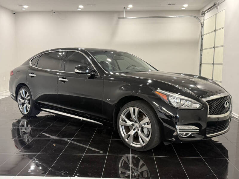 2015 INFINITI Q70L 3.7's photo