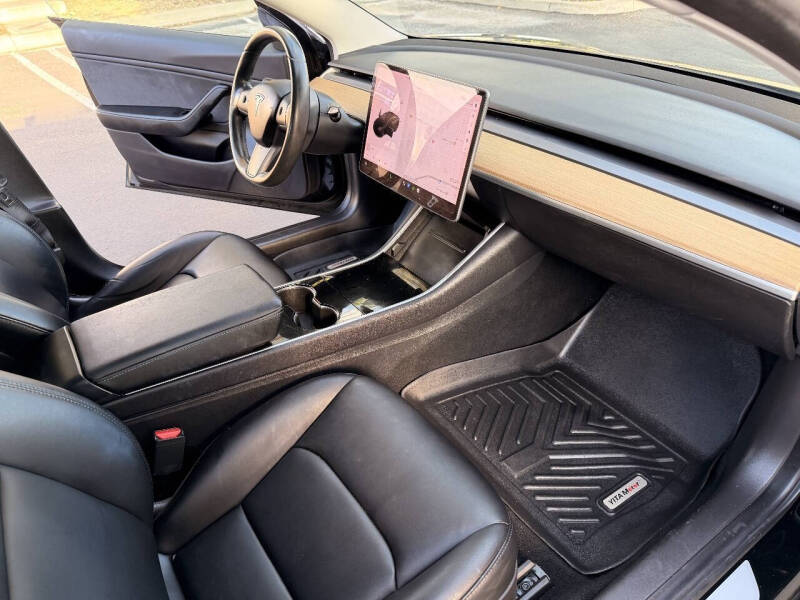 2019 Tesla Model 3 Standard Range Plus