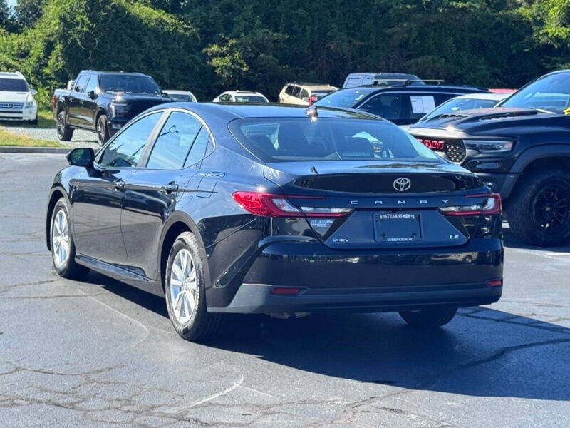 2025 Toyota Camry LE