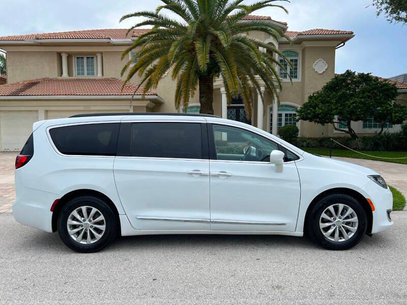 2017 Chrysler Pacifica for sale at B2 AUTO SALES in Pompano Beach, FL