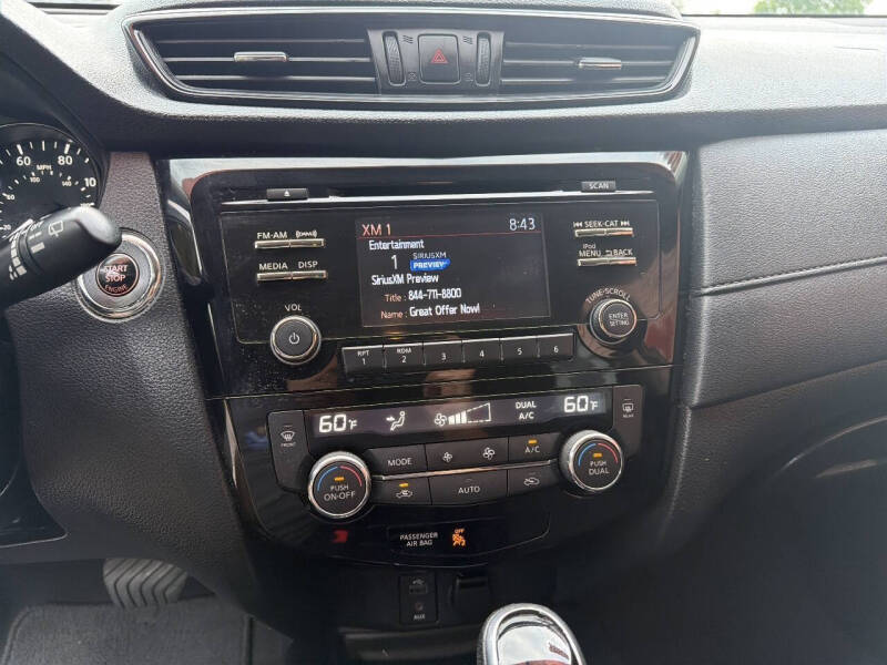 2017 Nissan Rogue SV