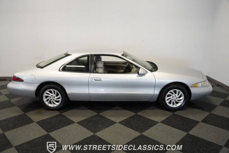 1997 Lincoln Mark VIII