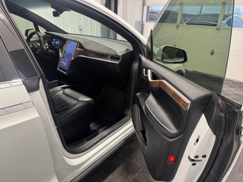 2017 Tesla Model X P100D