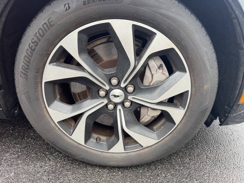 2022 Ford Mustang Mach-E Premium