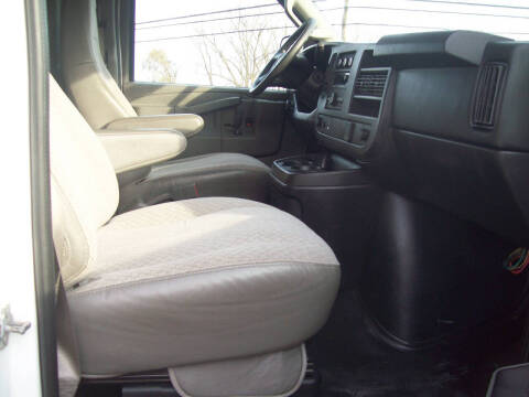 2016 GMC Savana 2500