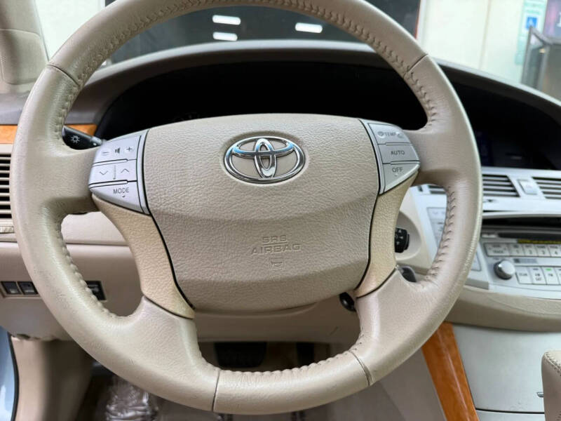 2005 Toyota Avalon