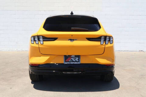 2023 Ford Mustang Mach-E Premium