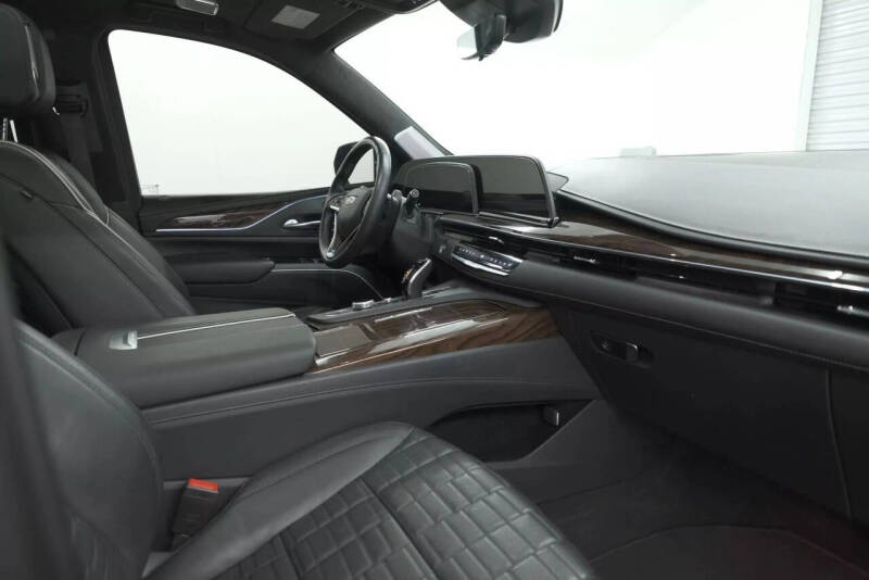 2021 Cadillac Escalade ESV Sport Platinum