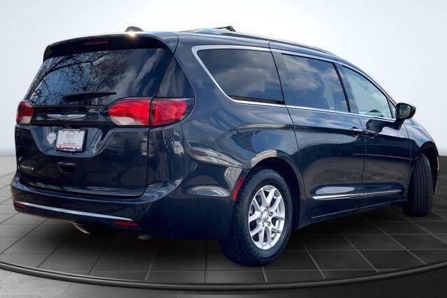 2020 Chrysler Pacifica Touring L