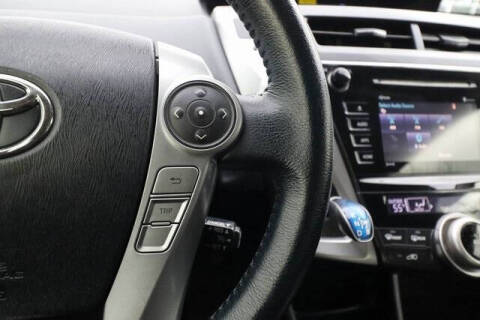 2017 Toyota Prius v Four