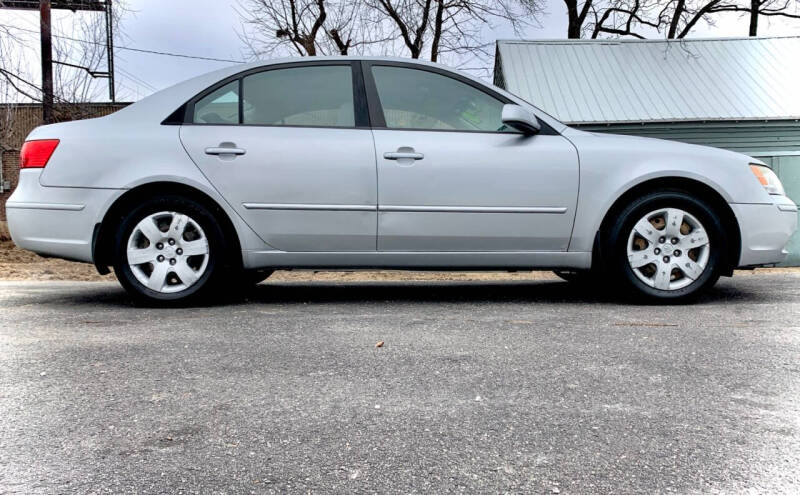 2010 Hyundai Sonata for sale at SMART DOLLAR AUTO in Milwaukee WI