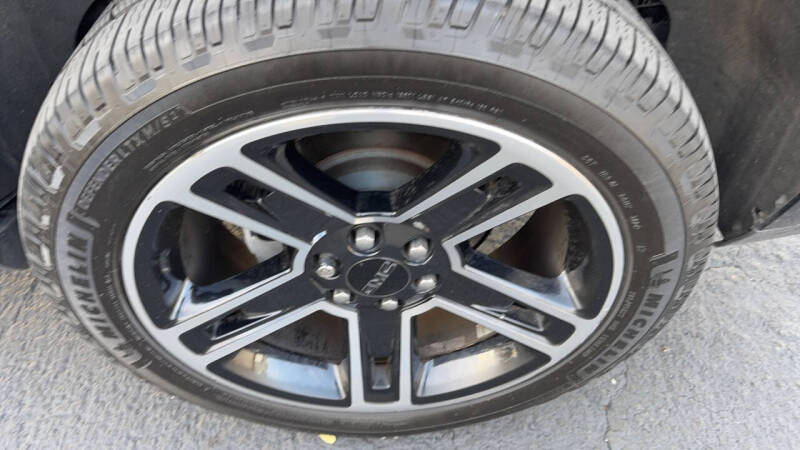 2016 GMC Yukon Denali