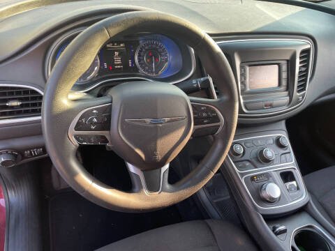 2016 Chrysler 200 Limited