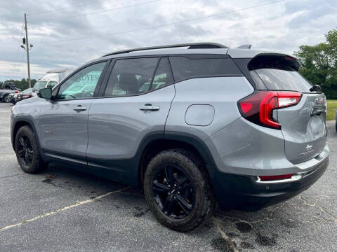 2024 GMC Terrain AT4