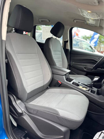 2017 Ford Escape S