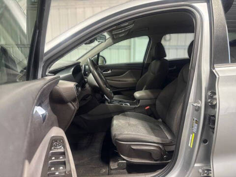 2020 Hyundai Santa Fe SE