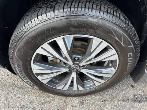 2022 Nissan Rogue SV