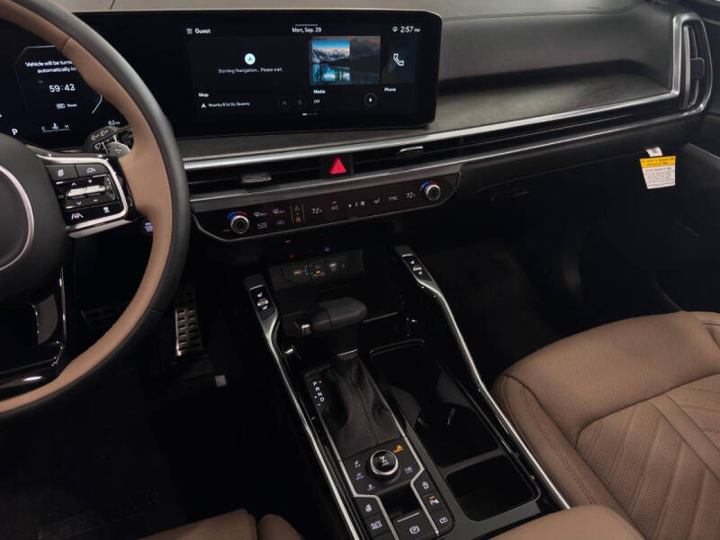 2024 Kia Sorento X-Pro SX-Prestige