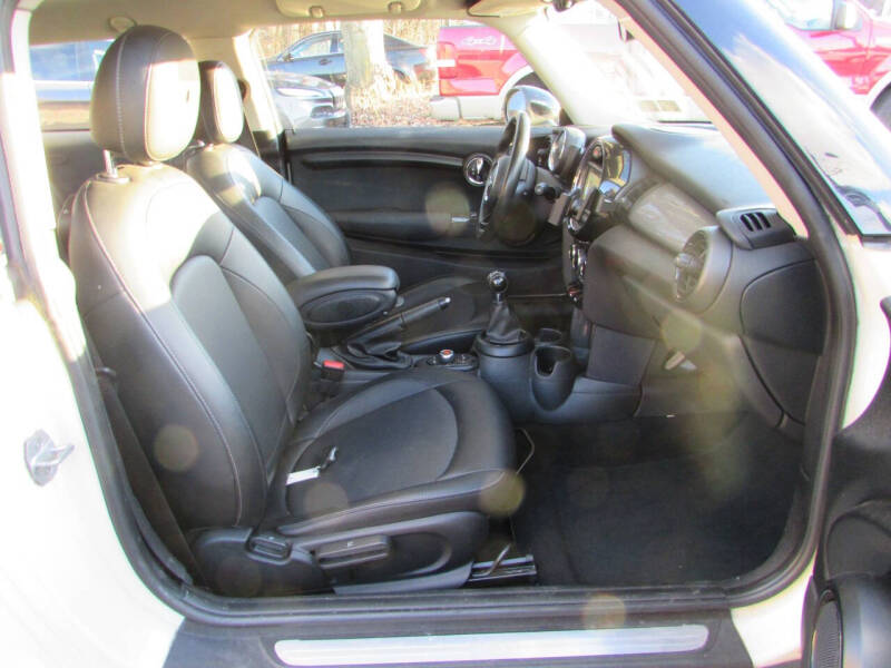 2017 MINI Hardtop 2 Door Cooper